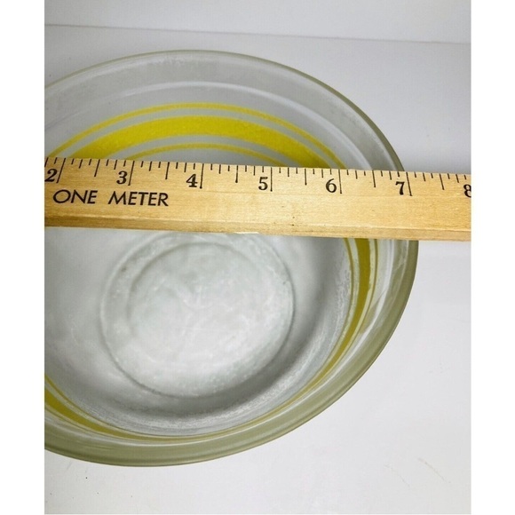 Vintage Anchor Hocking Satin Glass Yellow Stripe Mixing Bowl 1.5 QT - Picture 3 of 4